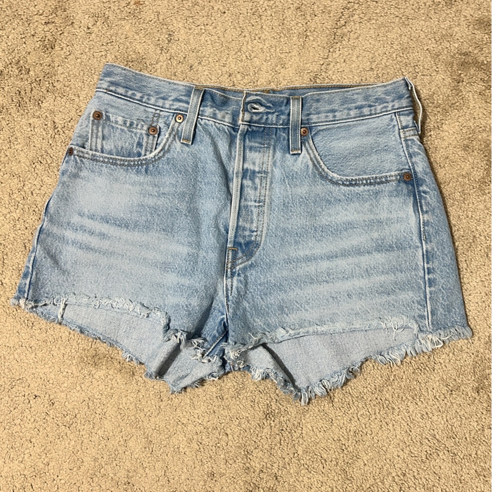 Levi 501 light jean shorts- worn once